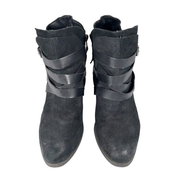 STEVE MADDEN! BLACK GENUINE SUEDE & LEATHER 4 STRAP WRAPPED ANKLE BOOTS! SZ 13M - Picture 4 of 10